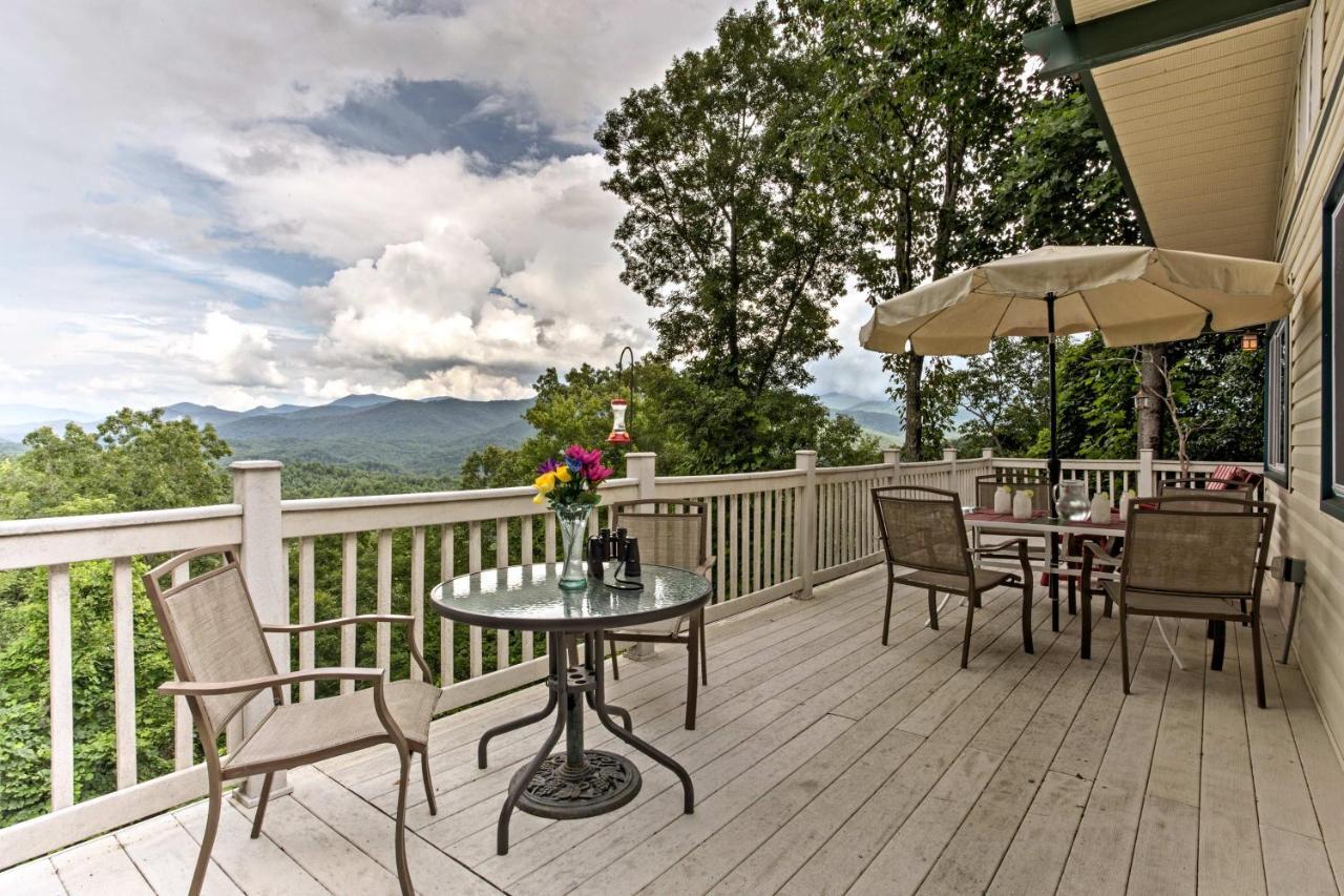 Secluded Mountain Home With Stunning Views And Deck!ブライソン・シティ エクステリア 写真