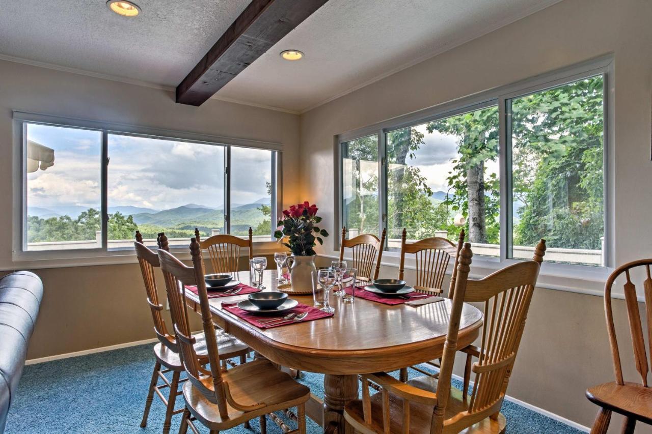 Secluded Mountain Home With Stunning Views And Deck!ブライソン・シティ エクステリア 写真